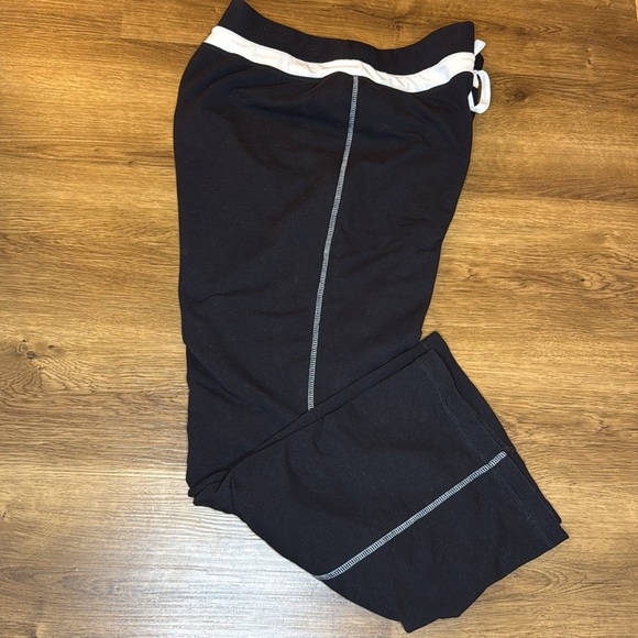 Made For Life Black Pull String Waist Wide Leg Women’s Large Sweat Pants - Picture 3 of 7